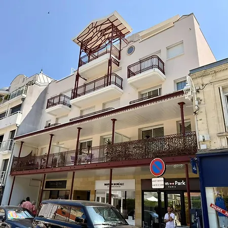 Centre : T2 Equipe A 150m De La Avec Loggia Et Parking Securise - Fr-1-433-5 *